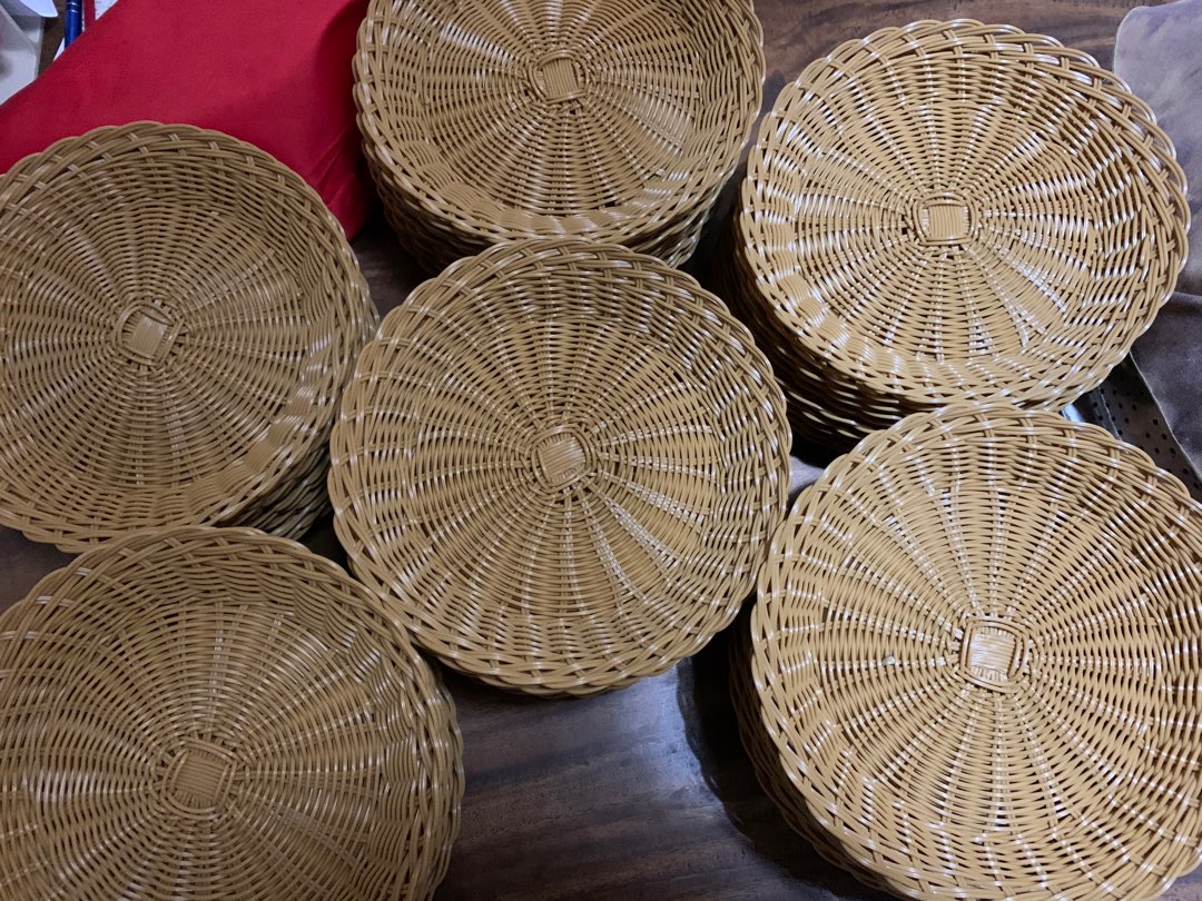 10pcs Piring Saji Rotan Sintetis Uk 25cm