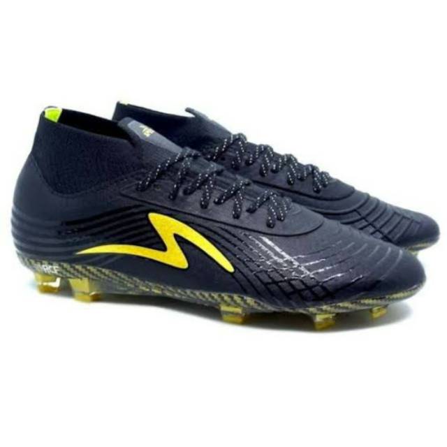 Sepatu bola SPECS ACCELERATOR ILLUZION II FG black / gold