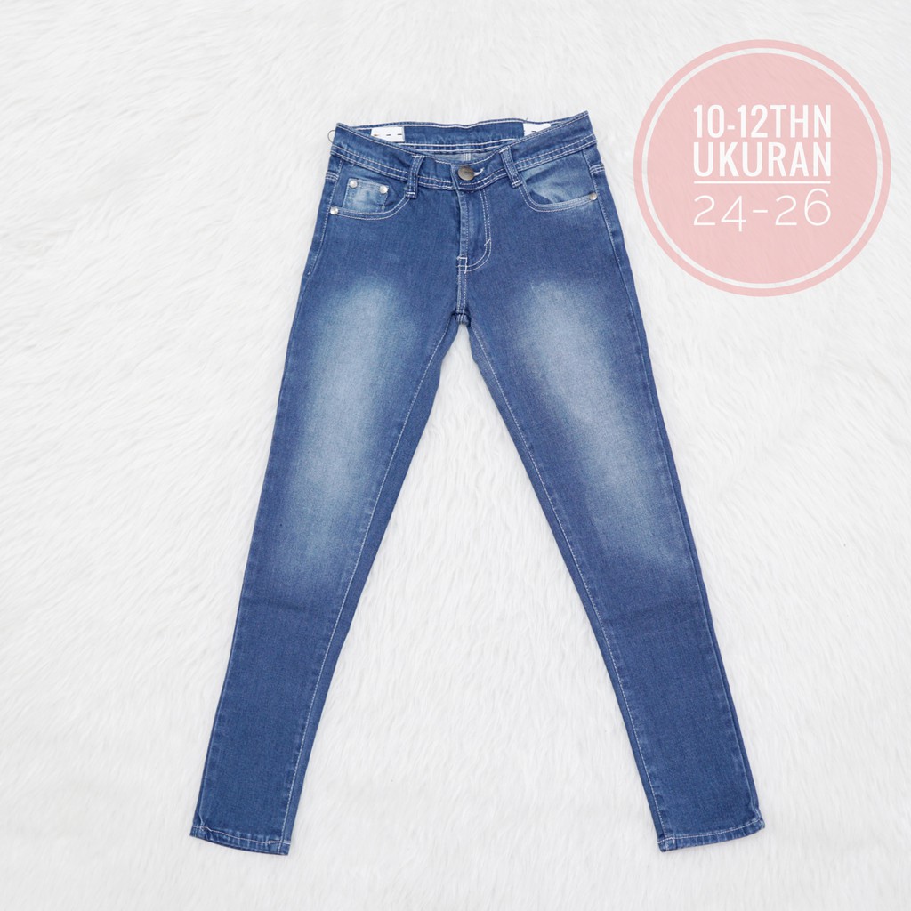 Celana jeans anak perempuan ukuran 24 26 Shopee Indonesia Celana jeans anak perempuan ukuran 24 26 Shopee Indonesia