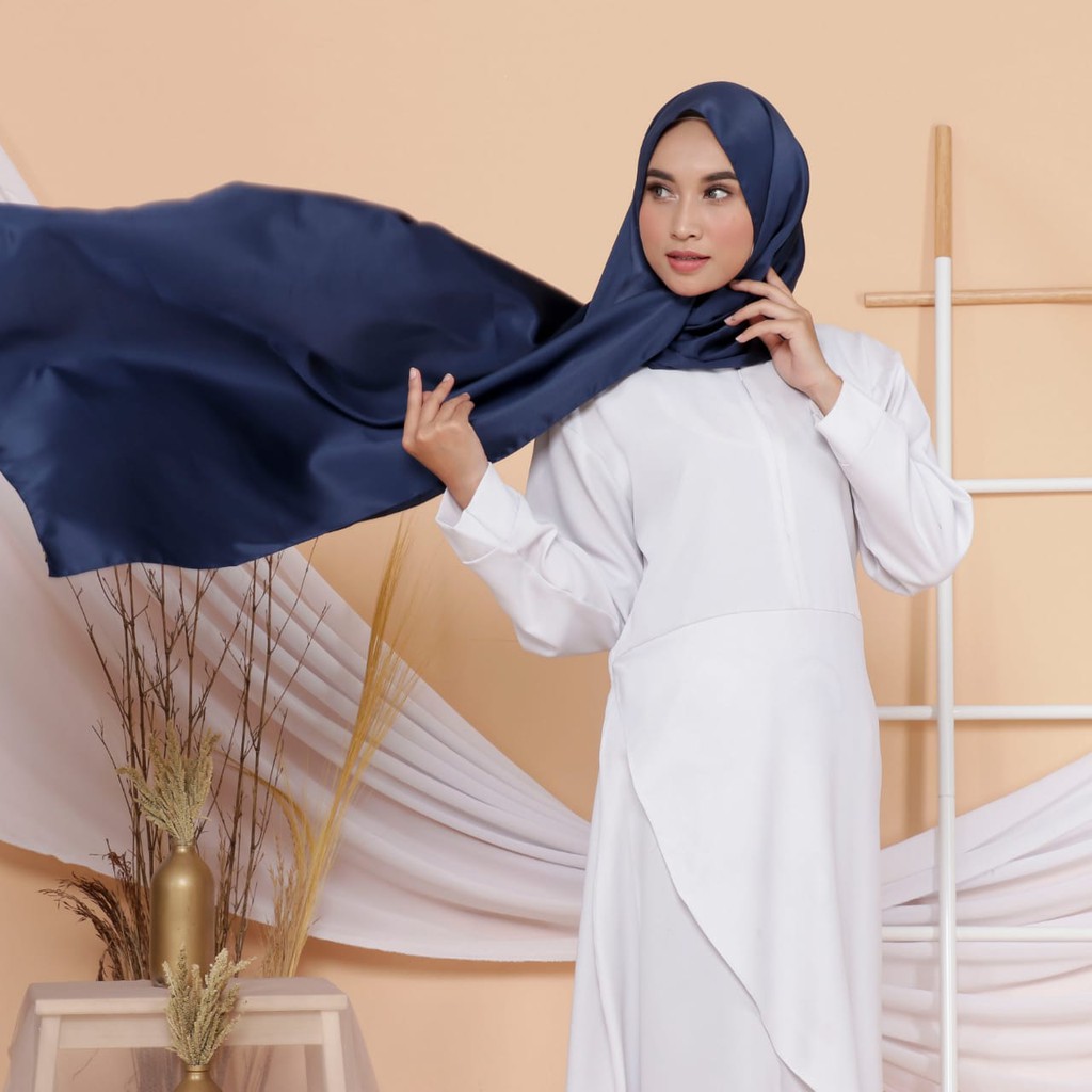 HIJAB JILBAB KERUDUNG PASHMINA SABYAN PREMIUM SATIN VELVET-NAVY