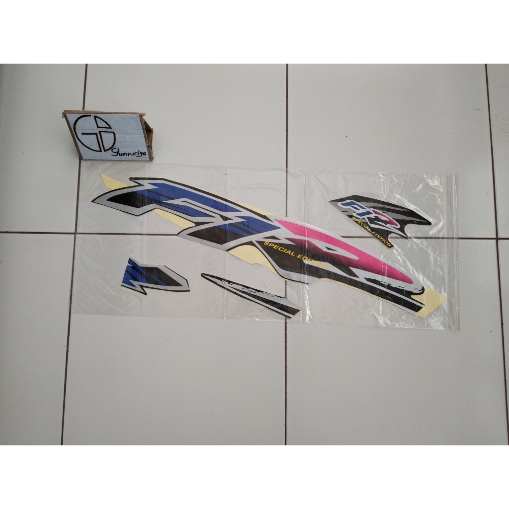 Striping Sticker Lis Fiz R 1996 1997 Hitam