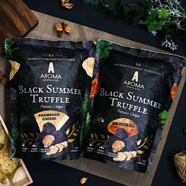 Keripik kentang Aroma Black Summer Truffle Potato Chips