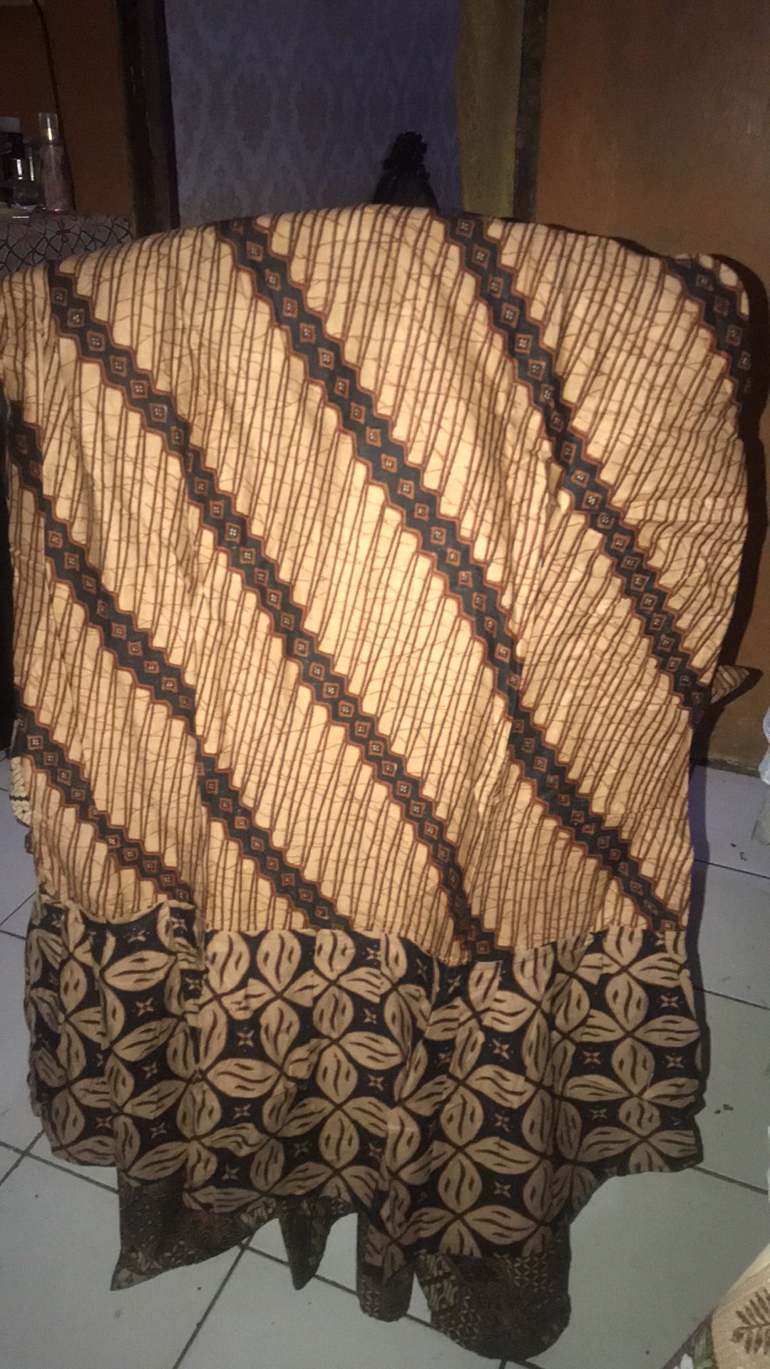 Gamis Batik Moderen. Gamis Batik Pekalongan