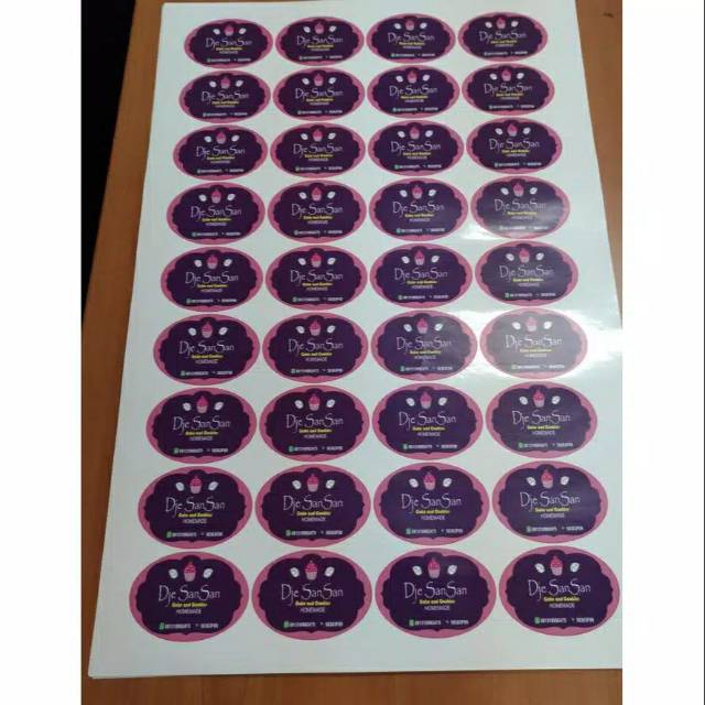 

Cetak sticker logo 1 lembar A3+