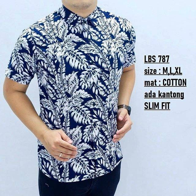 LBS 787 HEM KEMEJA BATIK PRIA SLIM FIT LENGAN PENDEK LUIGI BATANI