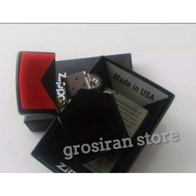 ZIPPO BLACK RED  USTOM LOGO TULISAN NAMA GAMBAR PRINT ENGRAVE CLUB