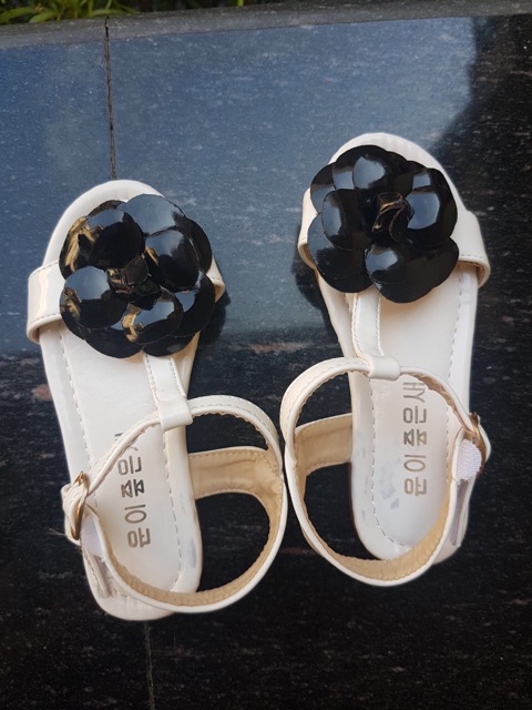 GUCC FLOWER SANDAL WHITE sepatu sandal anak perempuan bagus putih bunga branded import lucu murah