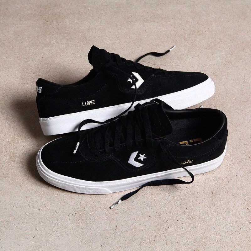 SEPATU CONVERSE LOUIE LOPEZ SUEDE BW ORIGINAL