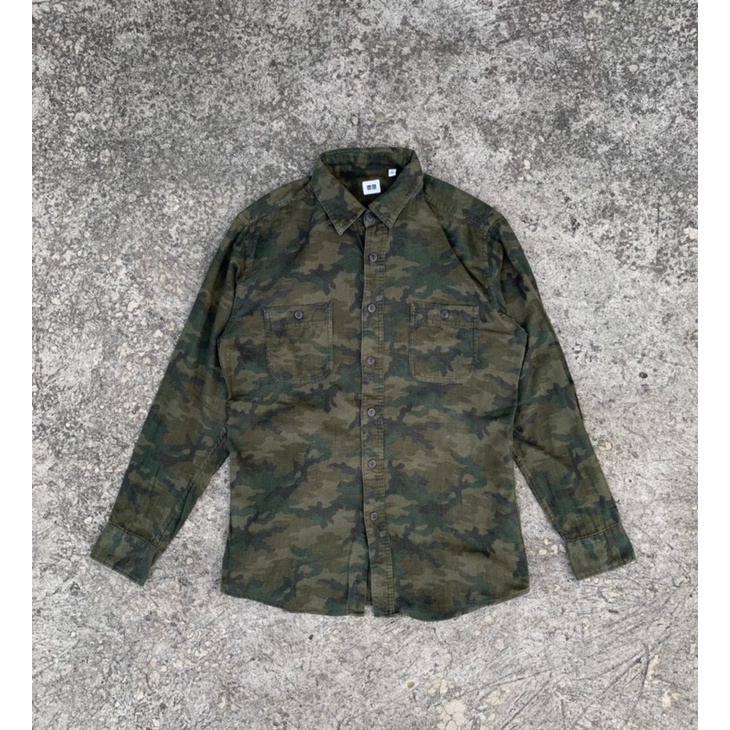 flanel uniqlo camo