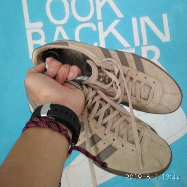 adidas casual football