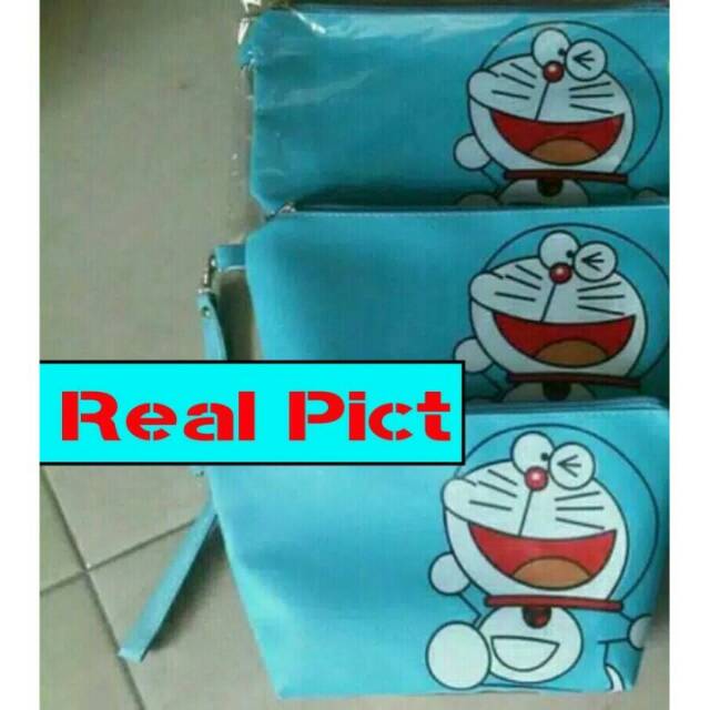 Dompet kosmetik doraemon / tas make up doraemon
