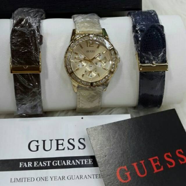 Jam Tangan Wanita Guess W0656L2 Gold Paket Leather ( Kulit )  Original Murah