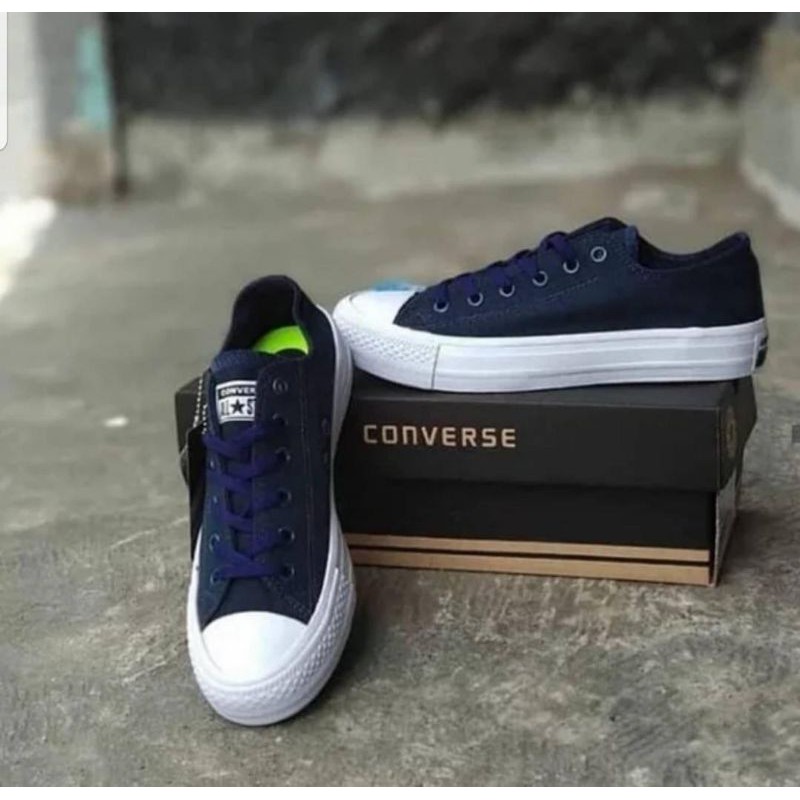 sepatu Converse