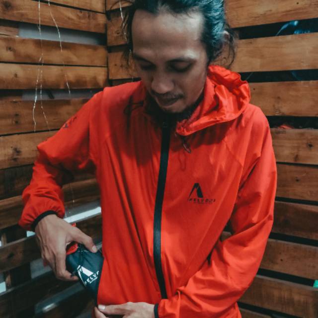 ultralight jacket pelvoux