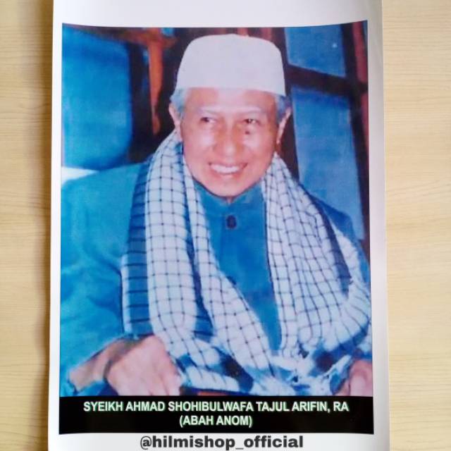 Foto Abah Anom Ukuran 12R (30X40 cm)