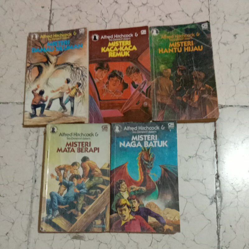 Novel Alfred Hitchcock & Trio Detektif