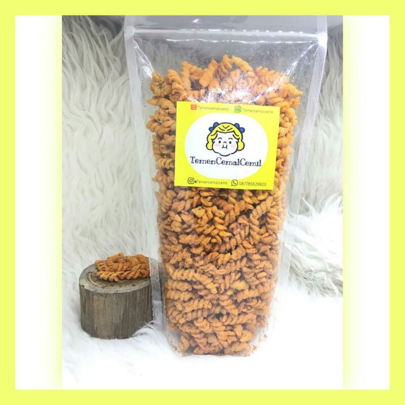 

MACARONI / MAKARONI SPIRAL JUMBO ASIN PEDAS 350 GRAM