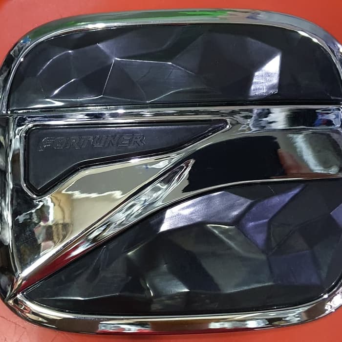 Cover tank / tutup tangki BENSIN variasi TOYOTA ALL NEW FORTUNER / VRZ  - Hitam DOFF DIAMOND