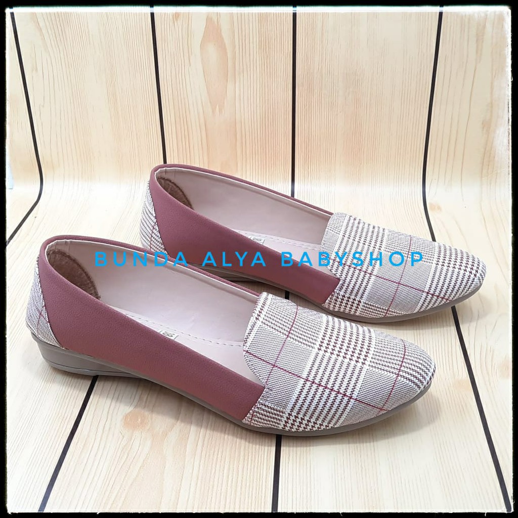 Sepatu Wanita Slipon  CABARET Flatshoes Premium SALEM Size 37 - 40  - Sepatu Sepatu Flatshoes Motif Tartan