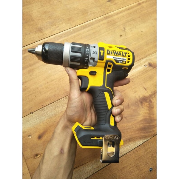 dewalt dcd796 d2 (BARU) unit only tanpa batre charger tanpa alsesoris lainya impact drill cordless