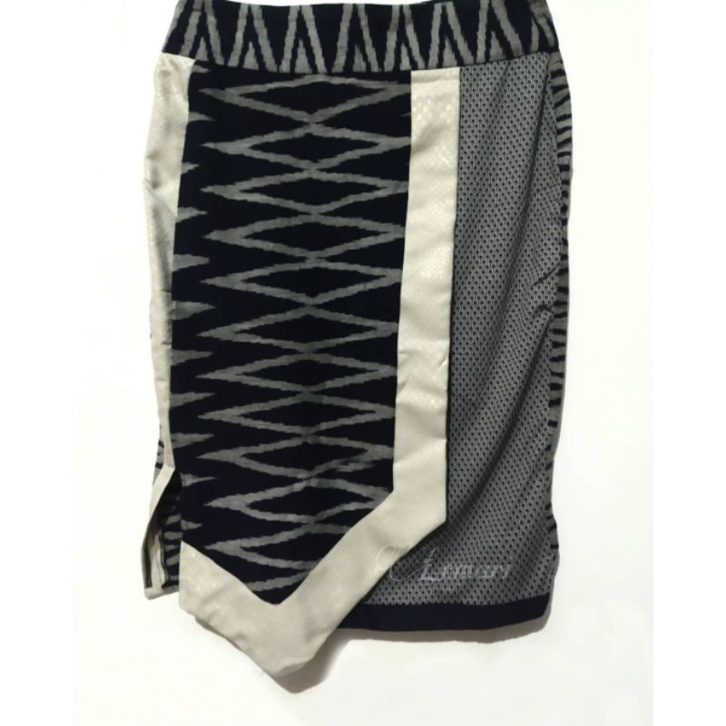 Tribal by Oline Workrobe Pencil Skirt in Navy Blue Tenun (Preloved)