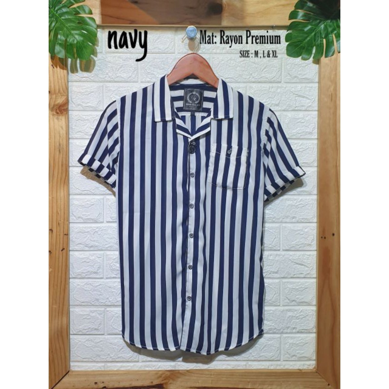 KEMEJA PRIA TANGAN PENDEK STRIPE SALUR GARIS GARIS PREMIUM, HITAM, MERAH, PUTIH