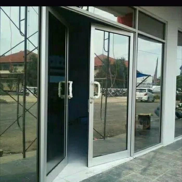 stiker/sticker kaca/stiker motif/kaca film/one way Kualitas Terbaik