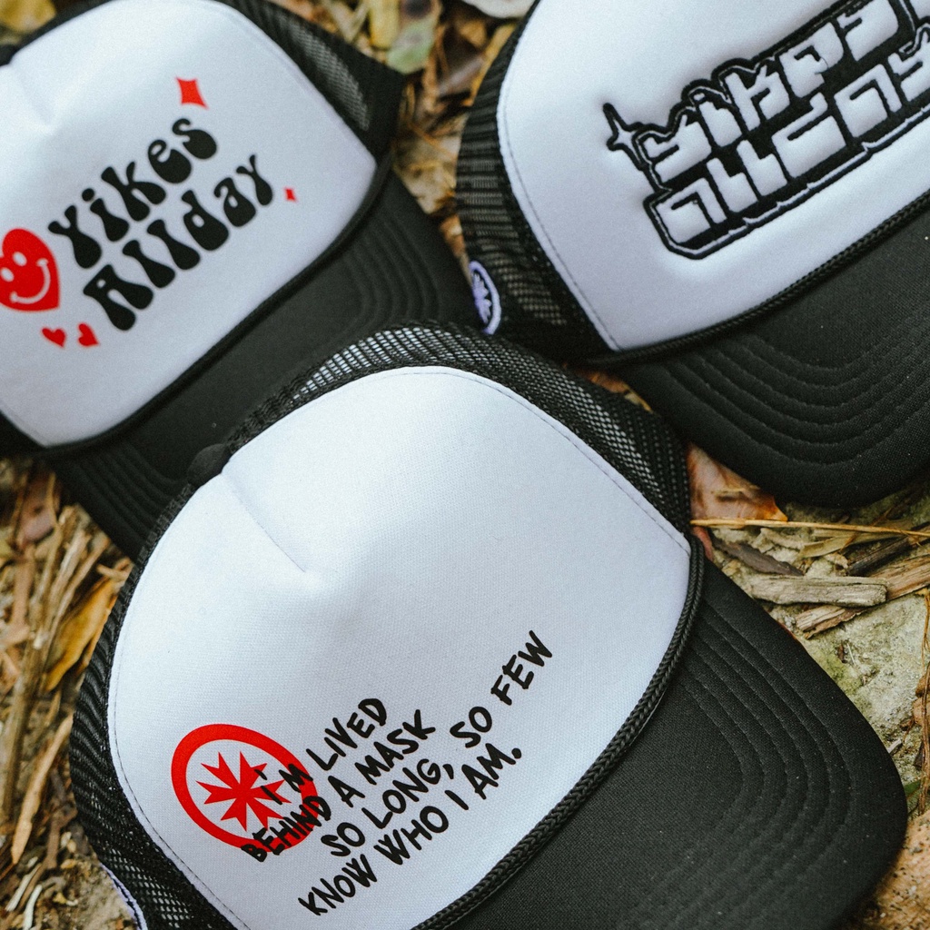 TRUCKER HAT | WHO I AM | BLACK | YIKESALLDAY