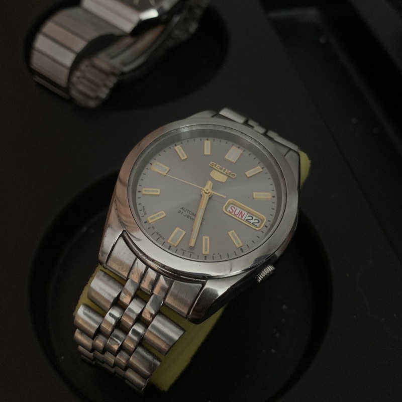 Jam Tangan SEIKO 5 Automatic Grey Original Backcase Transparan Bekas