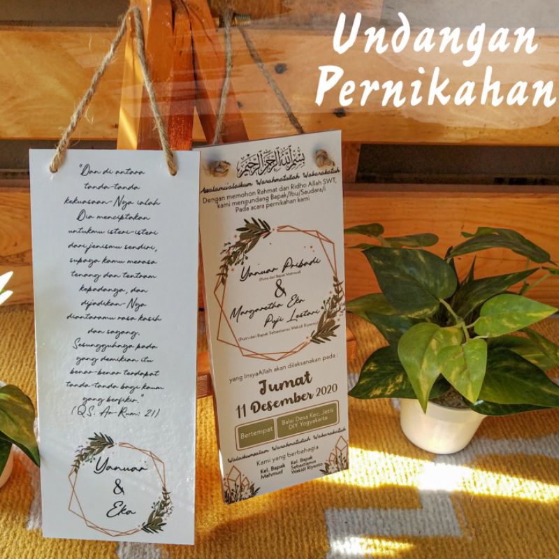 Undangan pernikahan unik dari kayu mdf