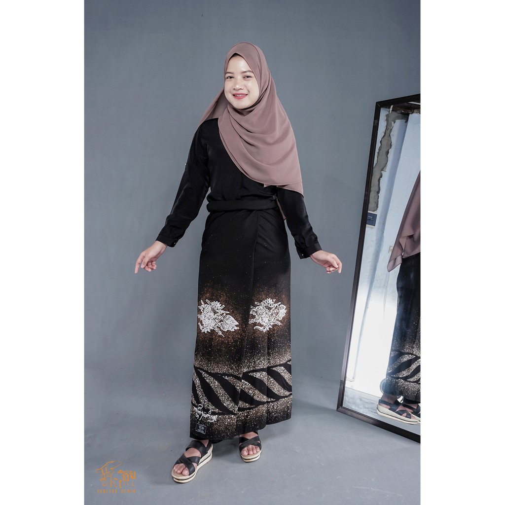 SARUNG KANJENG| SARUNG BATIK MOTIF TALEN ROSO