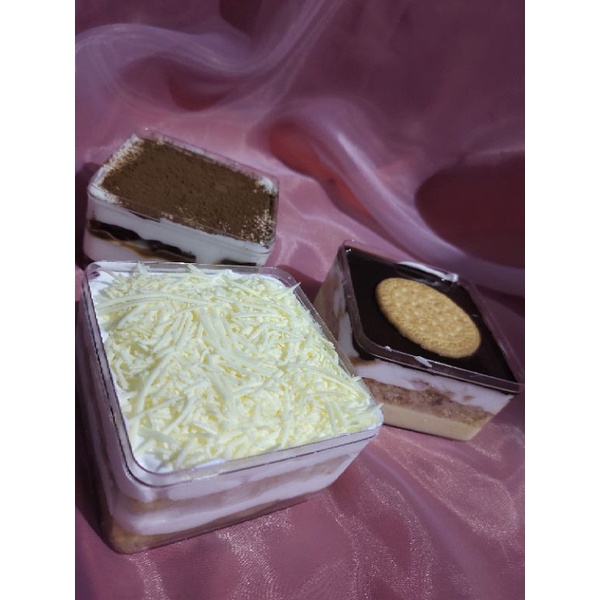 

Dessert Box Puding Regal Susu, Milk Bath Chesse, Tiramisu Tim-Tam