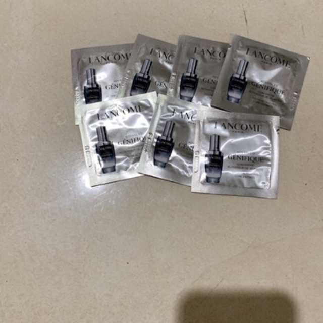 Lancome Advanced Genifique Serum (sample)