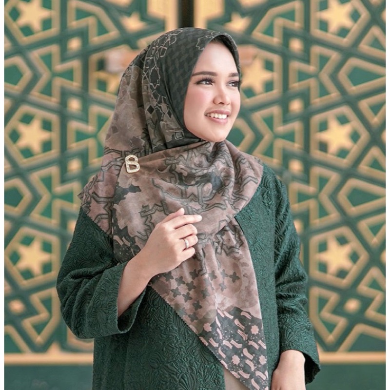 preloved buttonscarves haramain emerald