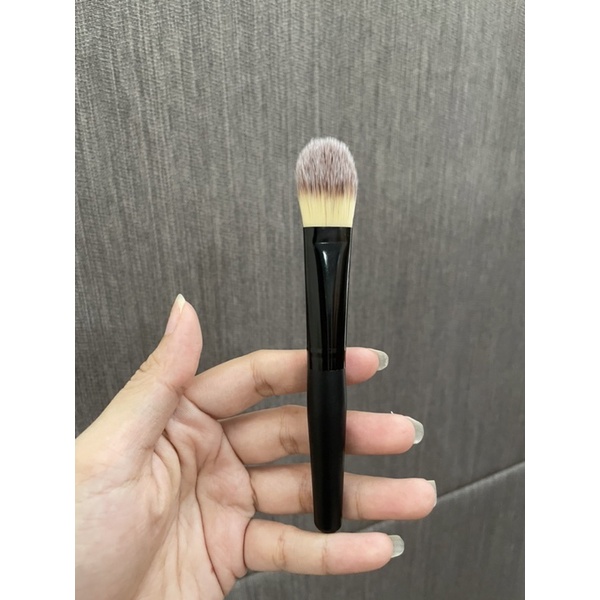 HIGH QUALITY Pro Makeup Pro Flat Foundation Brush Medium [A356]