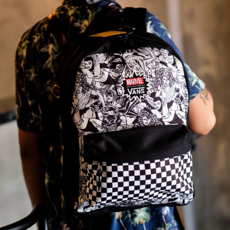 #saleenak Tas Rare Vans X Marvel Realm Backpack Original