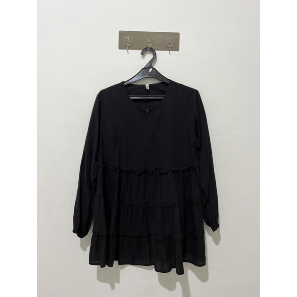 Vanilla Hijab Yoona Blouse, Vanilla Blouse Black, Kemeja Ada Woman