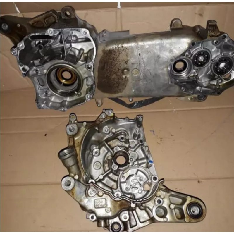Blok crankcase kiri Blok karter Crankshaft Honda Beat fi ESP2015