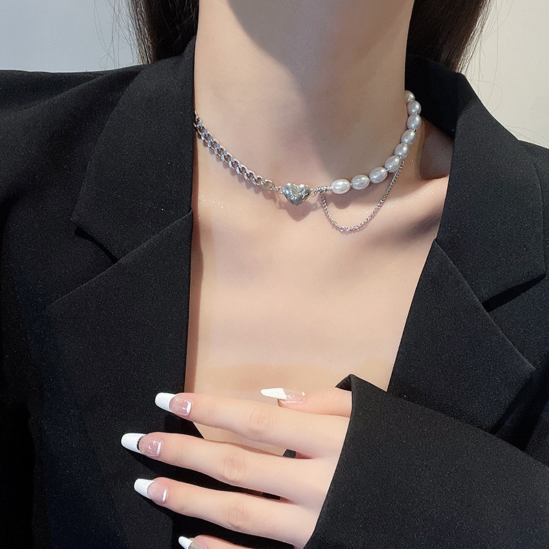 Kalung Rantai Klavikula Hias Mutiara Bentuk Hati