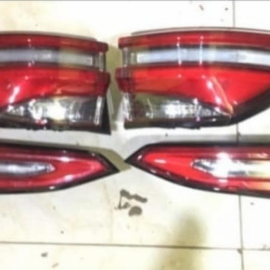 Stoplamp Toyota Fortuner VRZ Original