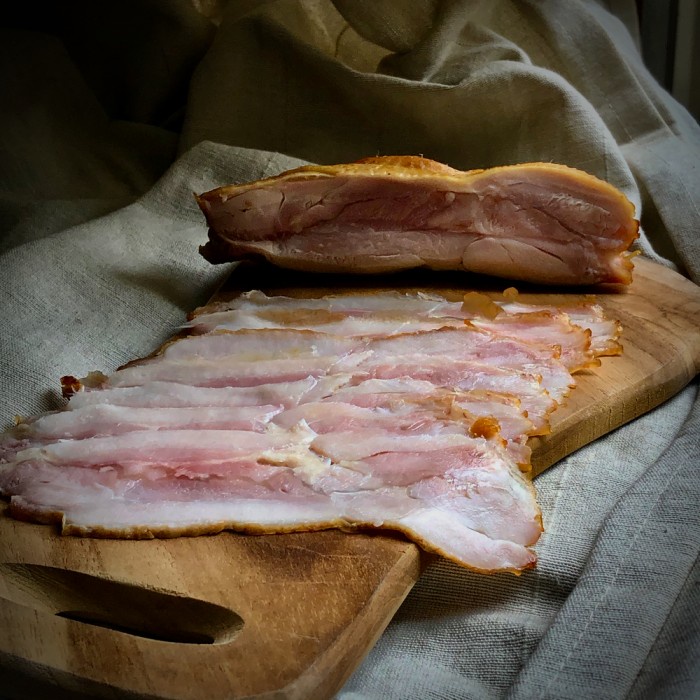 

NATURAL SMOKED CHICKEN BACON - Sliced 100gr