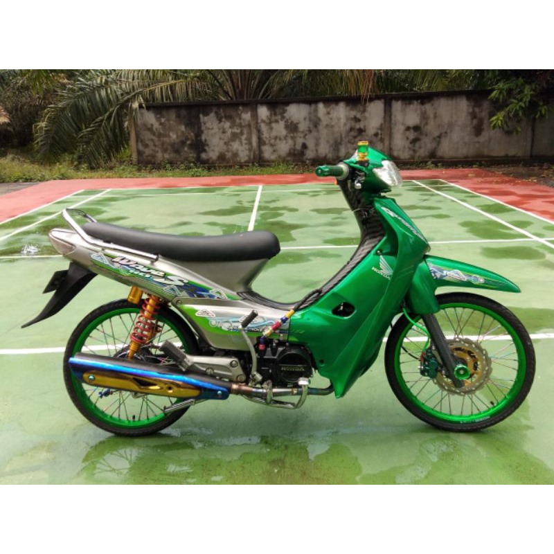 striping wave 110 transparan hologram go green
