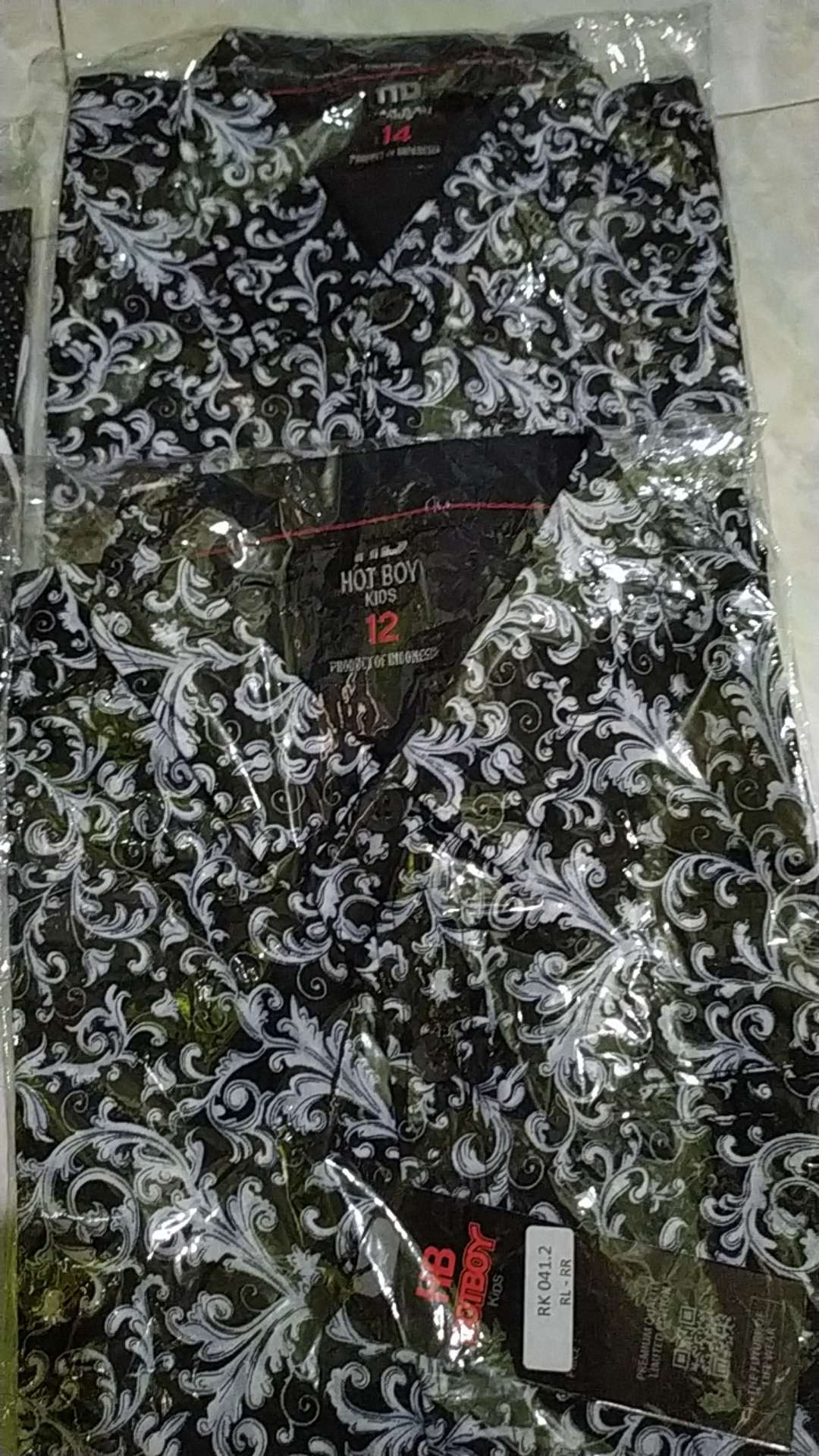 Kemeja Batik Anak Laki Laki Batik Modern Lengan Pendek Hitam Rk041.2