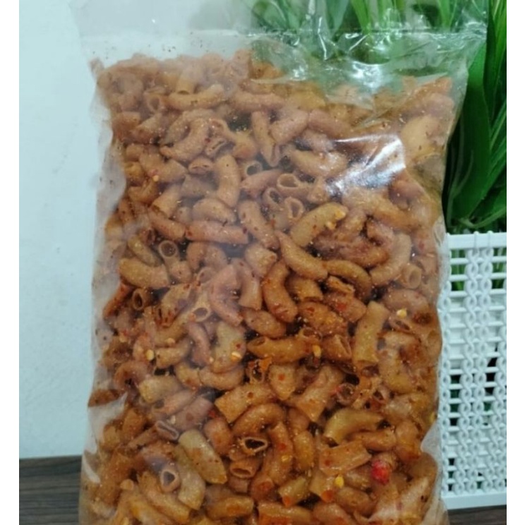 

Makaroni bantet pedas 250 gram camilan renyah rasa dijamin enak