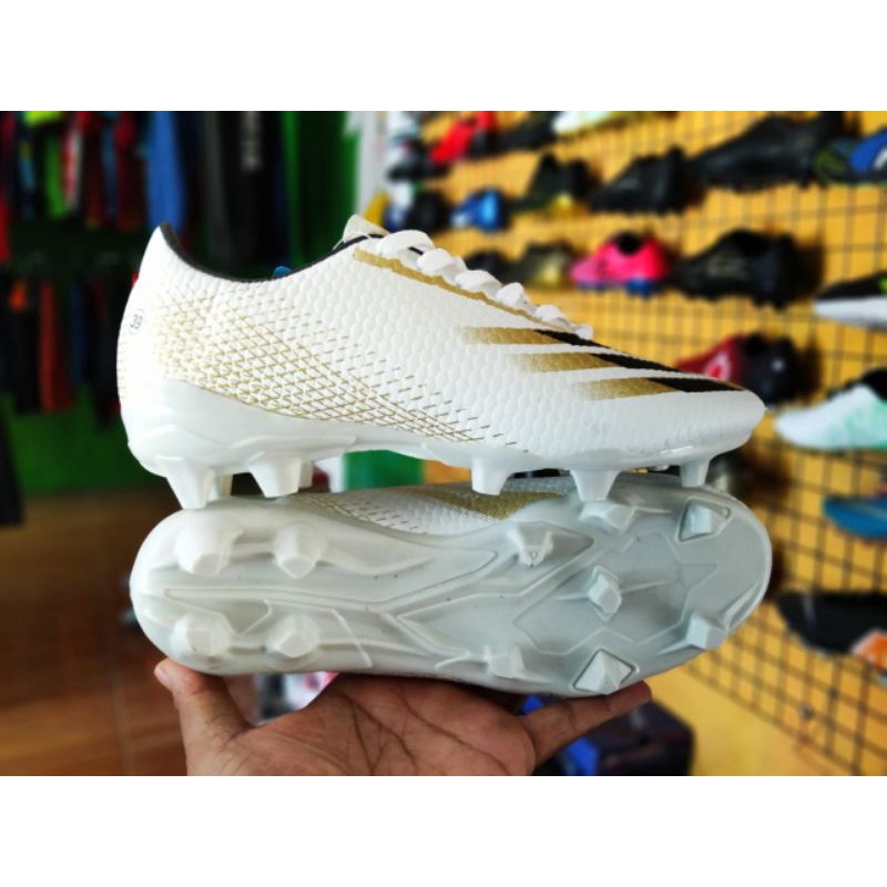 sepatu bola adidas predator