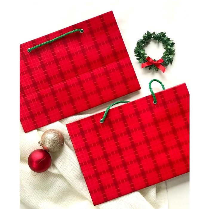 

(TERLARIS) Red Small Paperbag Edisi Christmas isi 10 pcs - Tas Kertas untuk Box