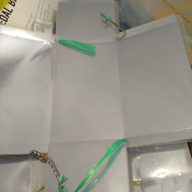

Tutup mika ukuran 26x16x16 cm tebal 0.30mm