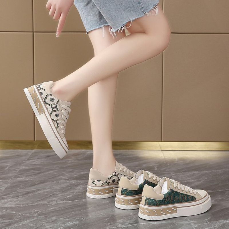 SN7102 - Sepatu Sneaker Fashion Wanita Terbaru