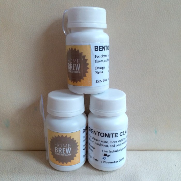 

Terlaris Bentonite Clay 45gr + spoon