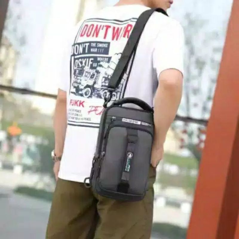 Tas Waistbag Pria/ Selempang Pria/ Slingbag Pria/ Tas Multifungsi Ransel